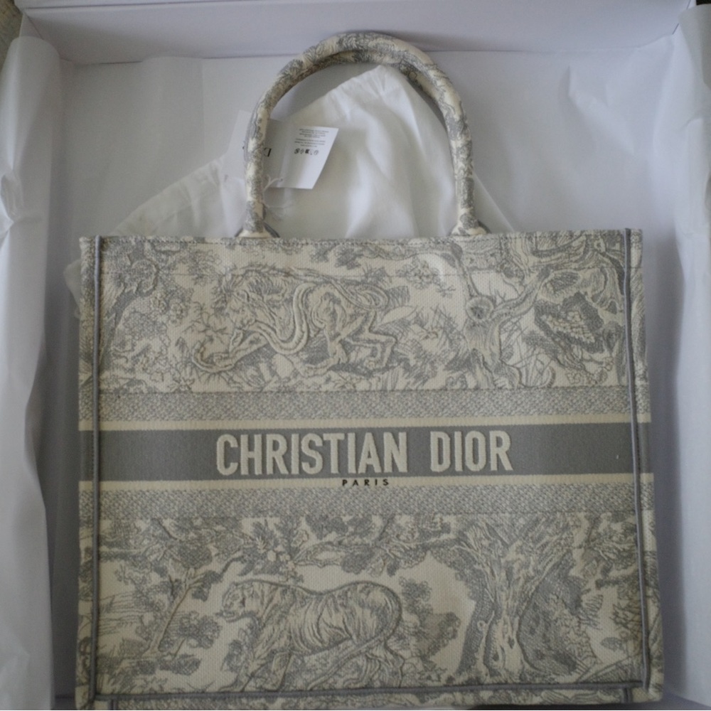 Brand new dior booktote